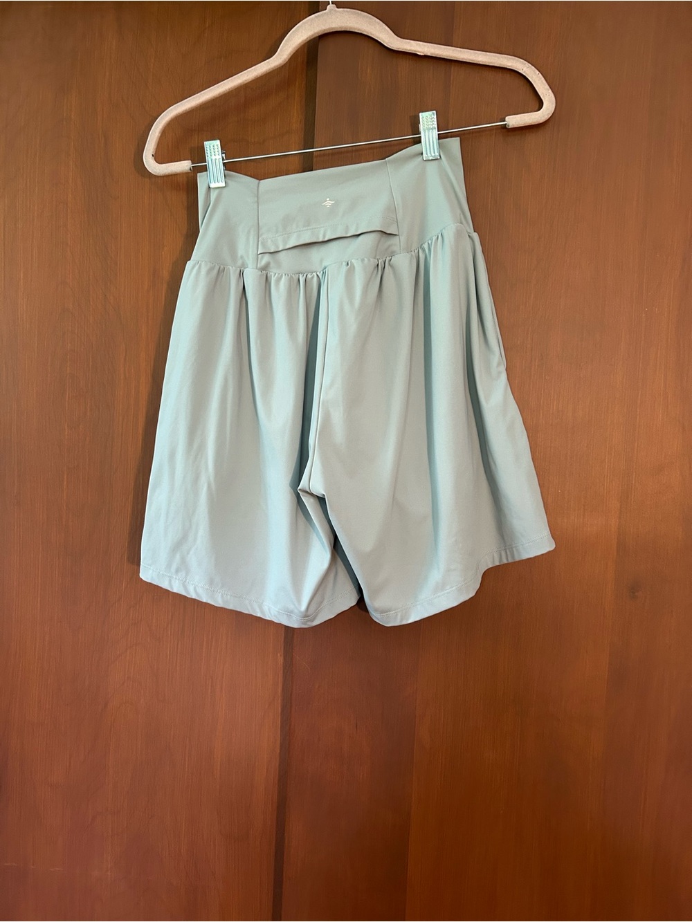 Halara light gray shorts - Picture 5 of 6